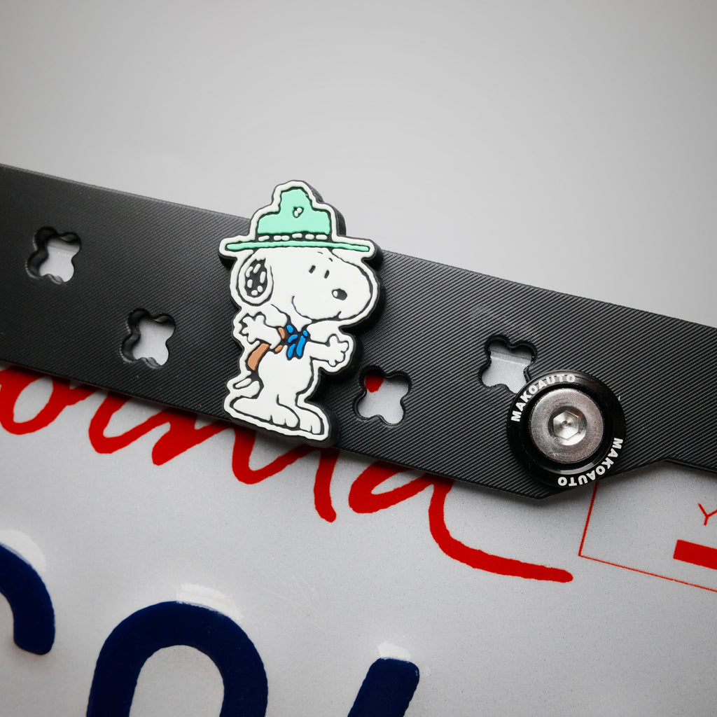 Peanuts Snoopy and Friends License Plate Frame