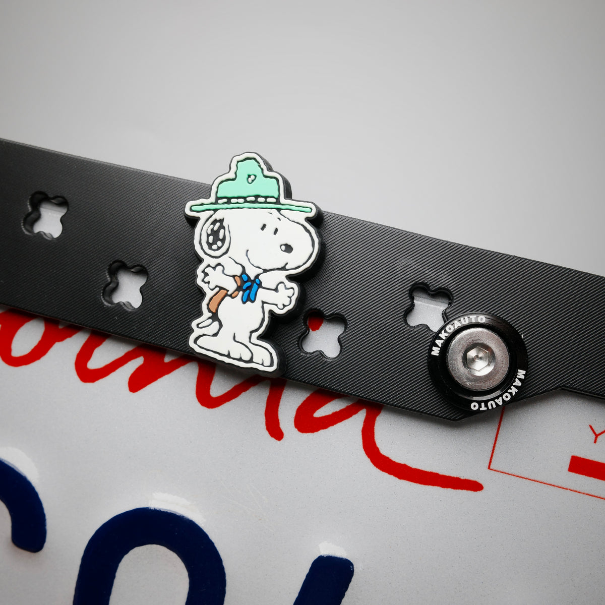 Peanuts Snoopy and Friends License Plate Frame