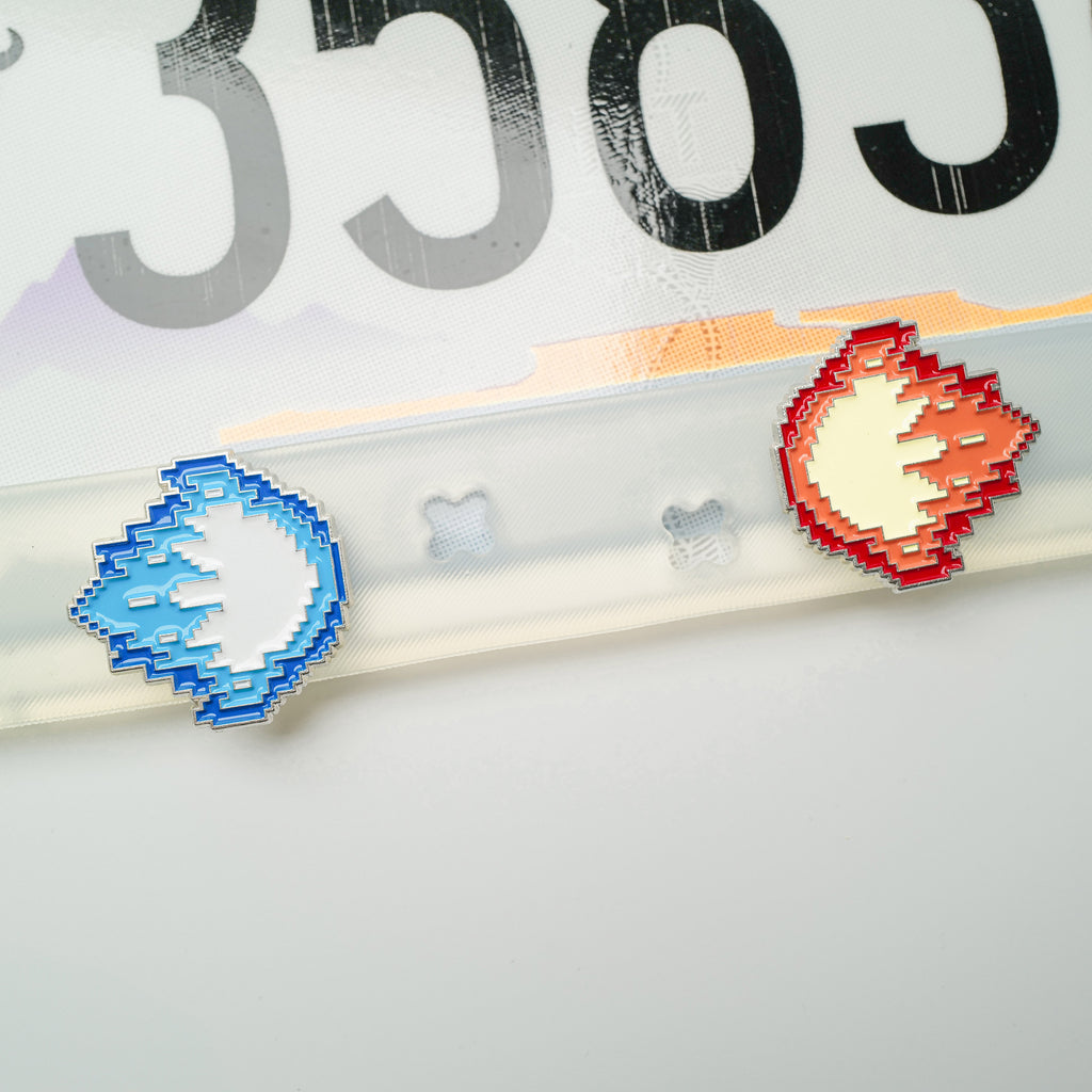 Makoauto "Pixel Fighter" Clear DIY License Plate Frame + Charms Bundle