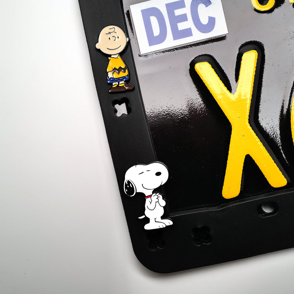 The "Classic Comic Pup" Curated Charm Set + License Plate Frame