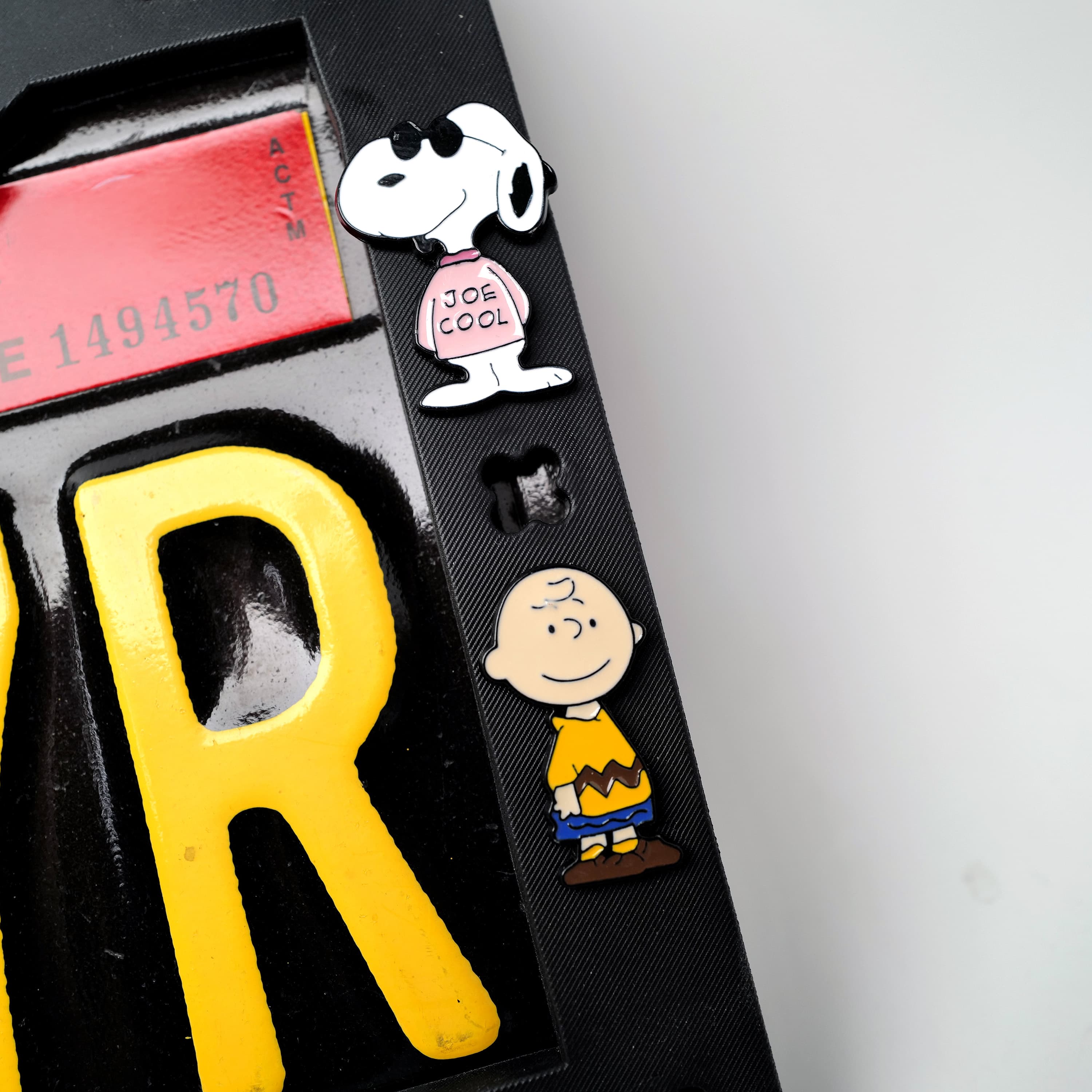 Makoauto DIY License Plate Frame - Customizable TPU Vehicle Decor with "Classic Cartoon Pup" Charms